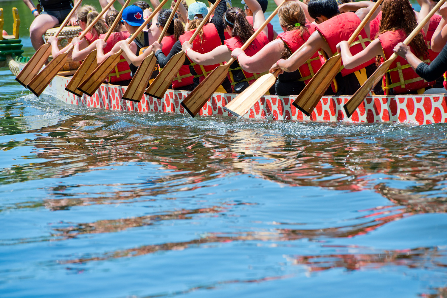 You can try dragon boating for free this weekend in Bahrain Sport